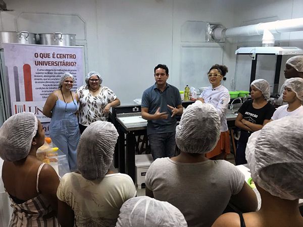 Uma nova experiência no curso de Nutrição