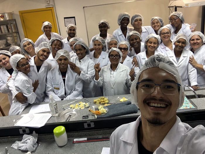 Alunos de Nutrição colocam a Teoria em Prática